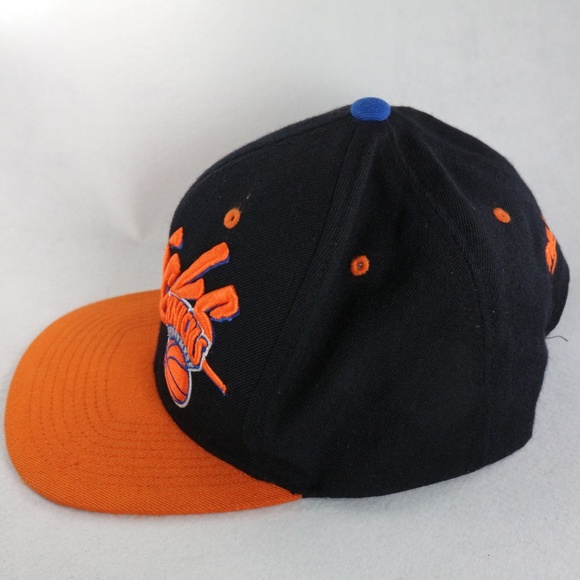Mitchell & Ness NY KNICKS HWC Snapback Hat Onesize - Picture 2 of 5